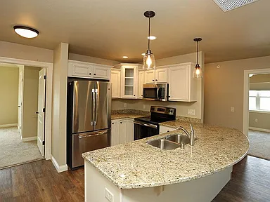 2BR, 2BA - Collins