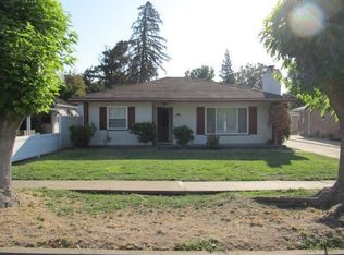 416 Palm Ave, Ripon, CA 95366