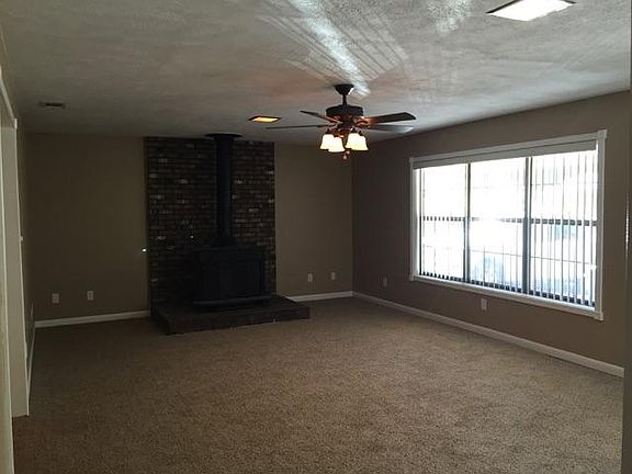 old picture. the home has LVP now.