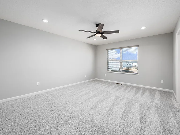 267 Sage Hill Dr — Photo 32
