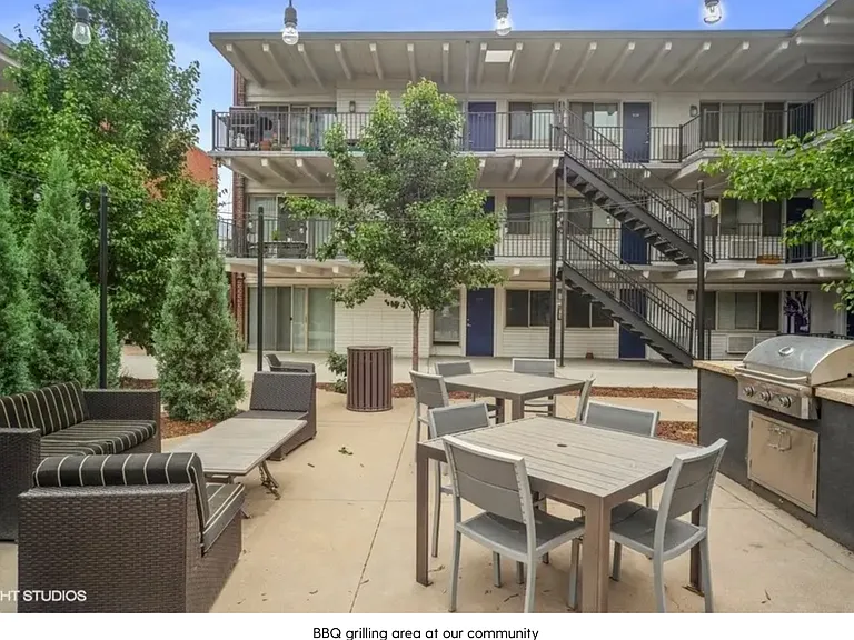 Bellaire Apartment Homes — Photo 45