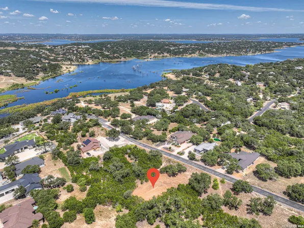 1867 Bella Vista LOT 14, Canyon Lake, TX 78133