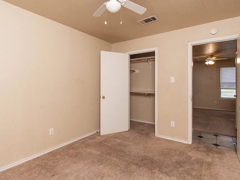 1602 Benttree Dr #A — Photo 12