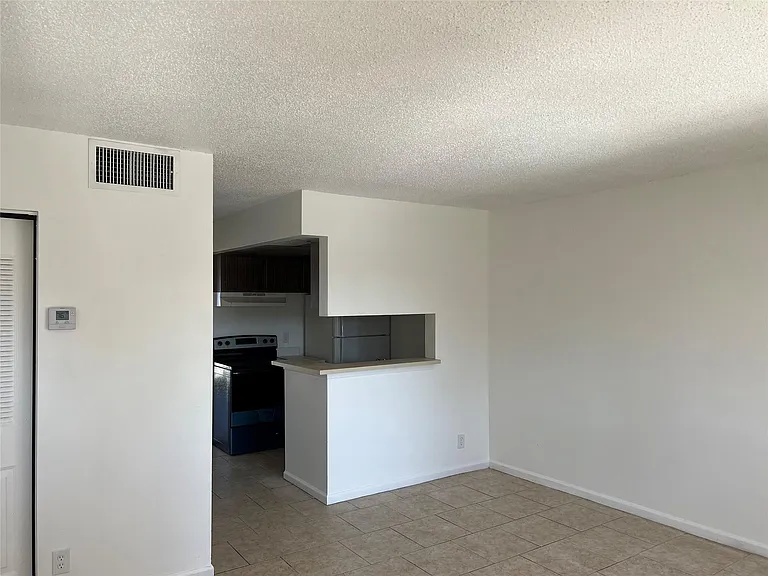 1500 N Congress Ave #A307 — Photo 2