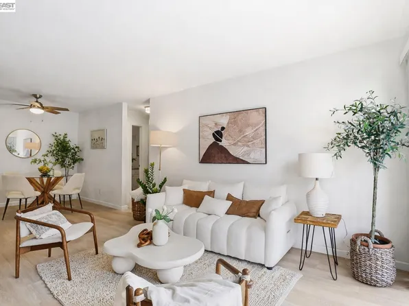 1443 Marchbanks Dr APT 2, Walnut Creek, CA 94598