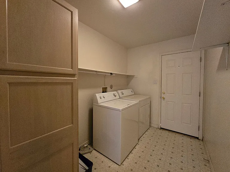 4421 Blue Juniper Loop — Photo 26