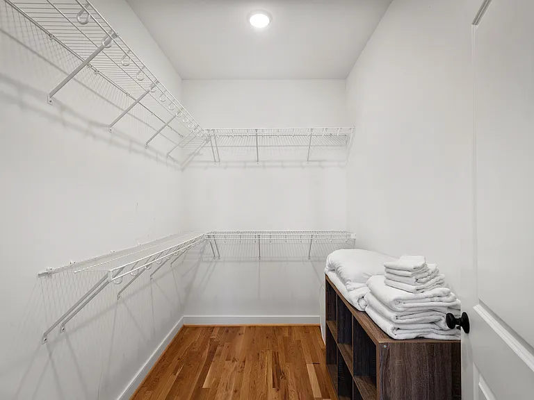 2511 Porter St #2 — Photo 9