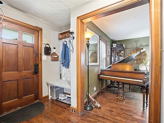 5th image of 3805 Central Ave
