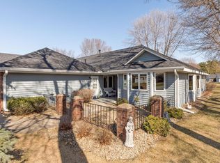 1145 Lois Ct, Shoreview, MN 55126