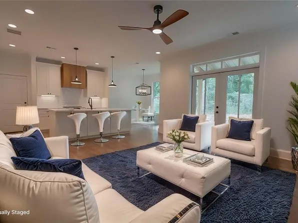 3011 Holly St, Canton, GA 30115