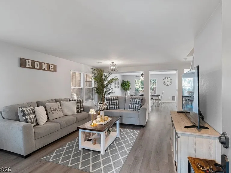 6924 Ghost Ranch Ave — Photo 6