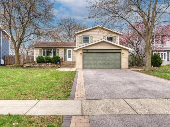 126 S Berteau Ave, Bartlett, IL 60103