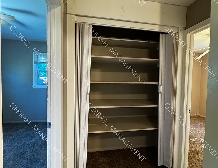 2462 Miami Beach Dr — Photo 6