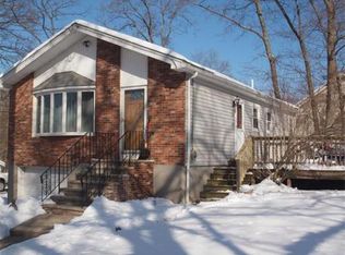 60 Hobson St, Saugus, MA 01906