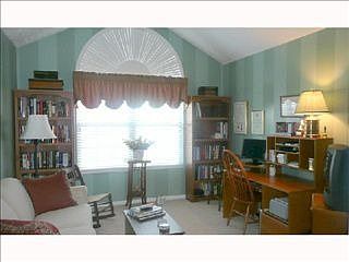 4th image of 8873 Linksway Dr