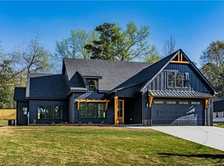 2309 Alpha Dr, Phenix City, AL 36867