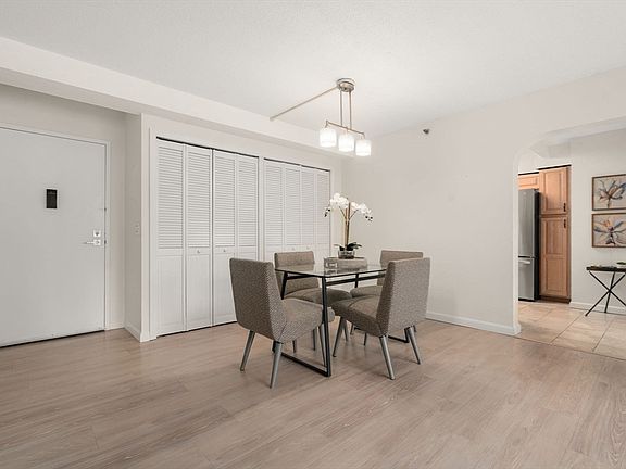5th image of 1731 Beacon St APT 119