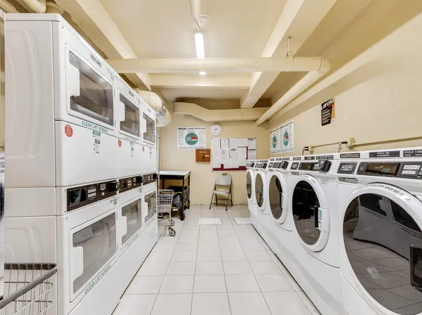 9801 Shore Road image 11 of 12