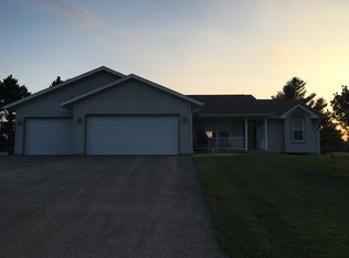 4964 Evergreen Ct, Thomson, IL 61285