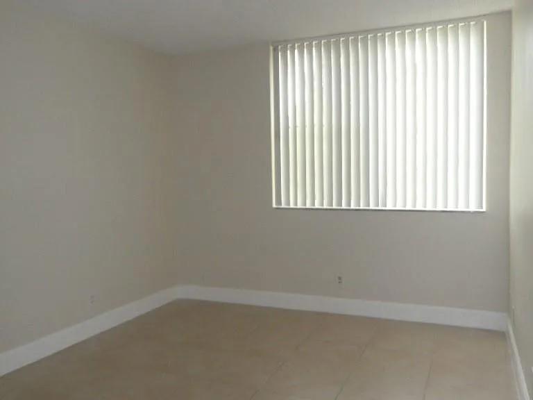 10773 Cleary Blvd #110 — Photo 6