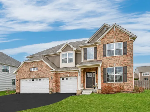 3617 Emerald Rd, Elgin, IL 60124