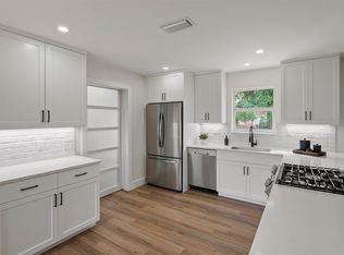 422 Pilgrim Rd, West Palm Beach, FL 33405