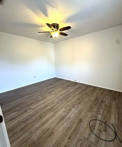 2101 Eastwind St — Photo 2