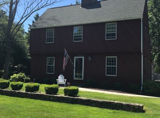 14 Carriage Dr, Trumbull, CT 06611