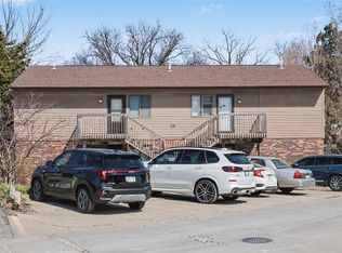 29 Valley Ave APT 6, Iowa City, IA