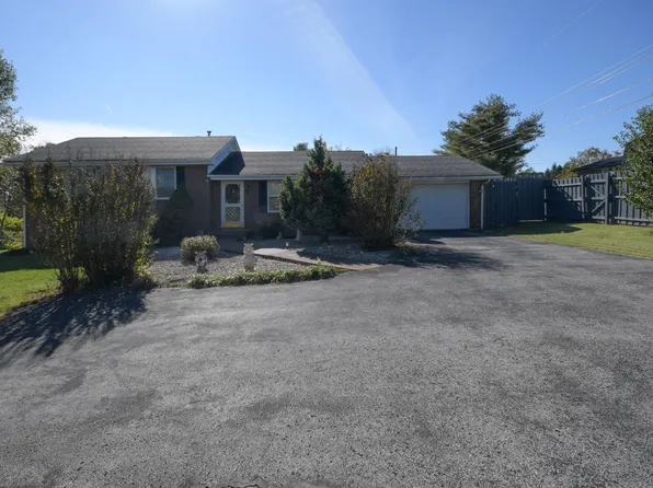 708 Melanie Ln, Mount Sterling, KY 40353