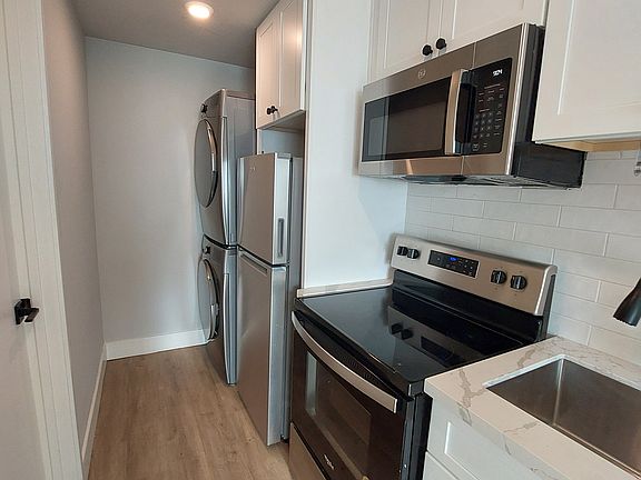 4th image of 4342 Marlborough Ave #8