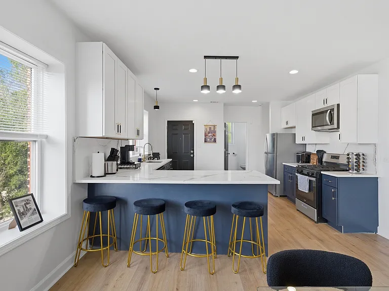 7435 S Euclid Ave #1 — Photo 16