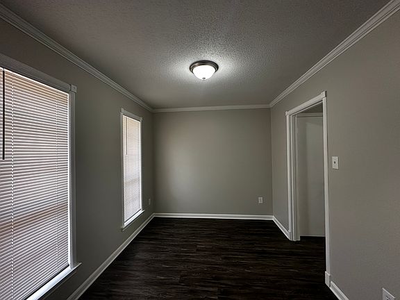 4th image of 5631 Wooddale Ave