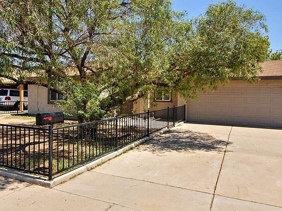 2nd image of 3019 N 71st Dr