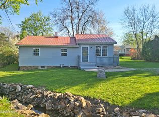 646 Yale Ln, Altoona, PA 16602