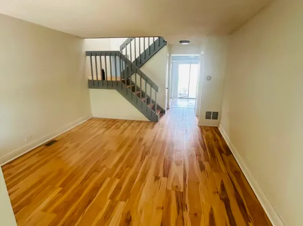 1744 De Forest Ln, Hanover Park, IL 60133