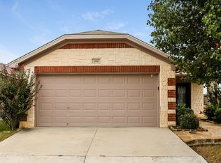 10921 Emerald Park Ln, Haslet, TX 76052