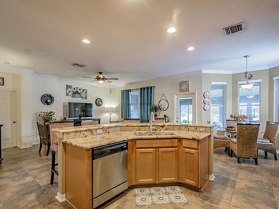 5th image of 7201 Forest Mere Dr