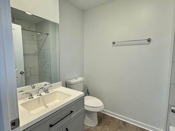5th image of 5355 S Lockwood Ave #201