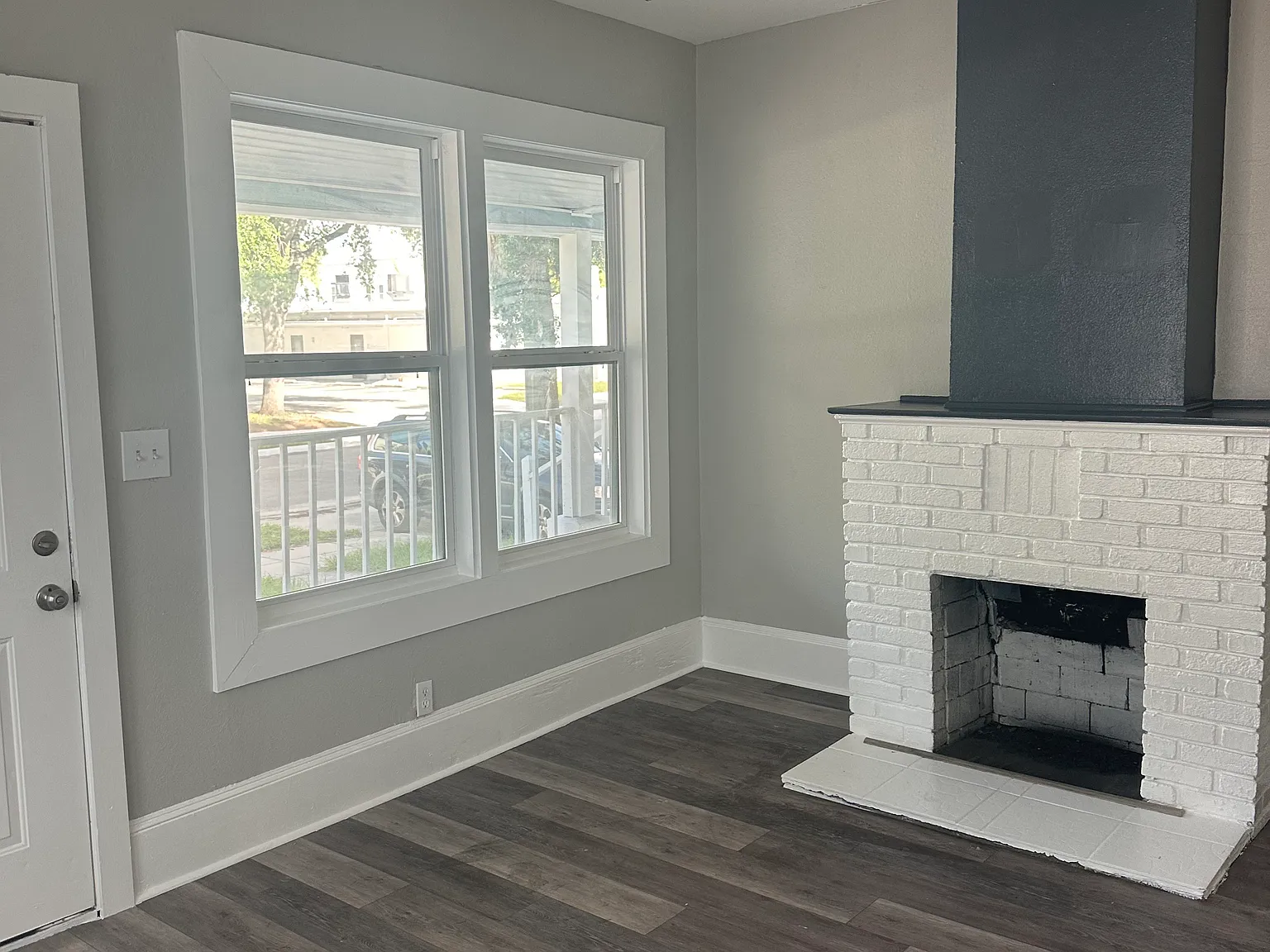 2 bed, 736 sqft, $1,895 — Photo 3
