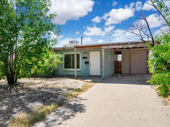 2717 Indiana St NE, Albuquerque, NM 87110