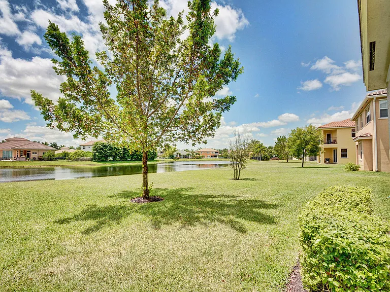 2916 Payson Way — Photo 35