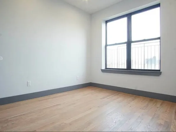 203 Rochester Avenue image 6 of 16