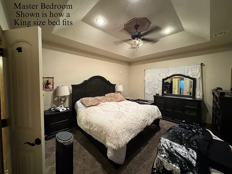 10527 NE Jeremiah Way — Photo 10