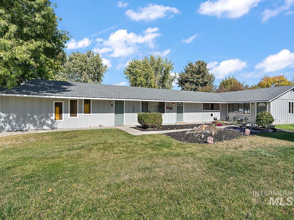 1st image of 818 S White Cloud Dr