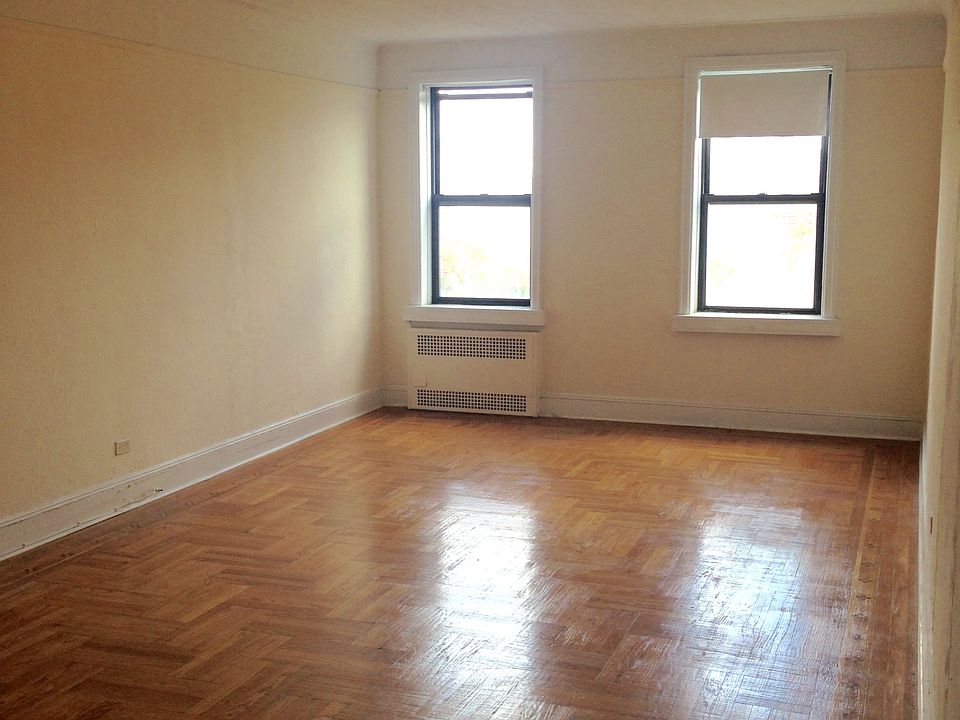 1st image of 4542 41st St APT 4f
