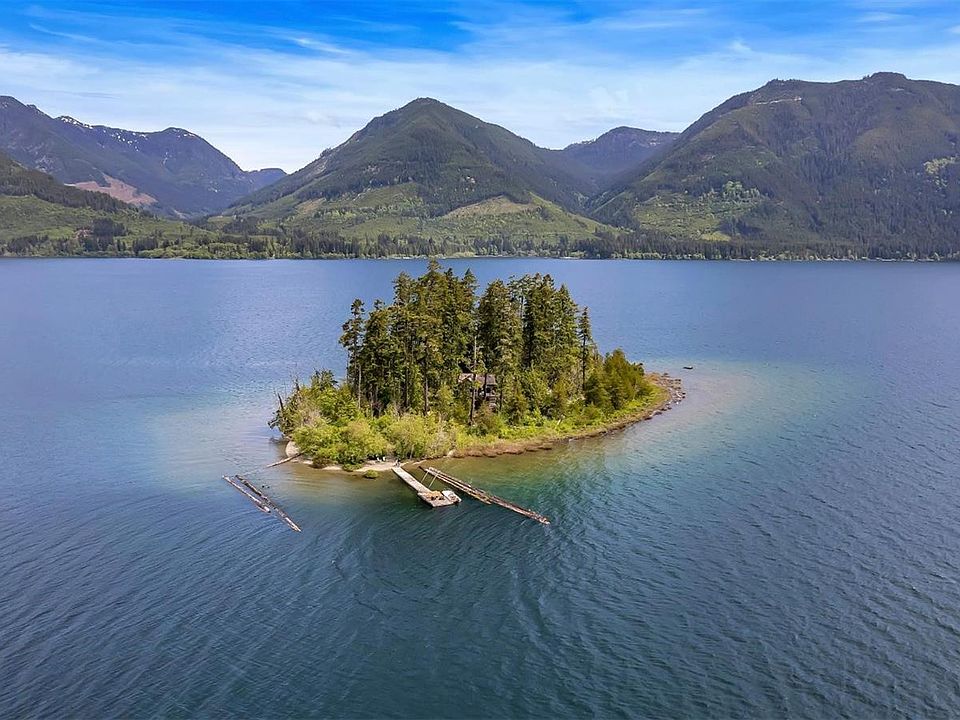 1st image of 7 Island See