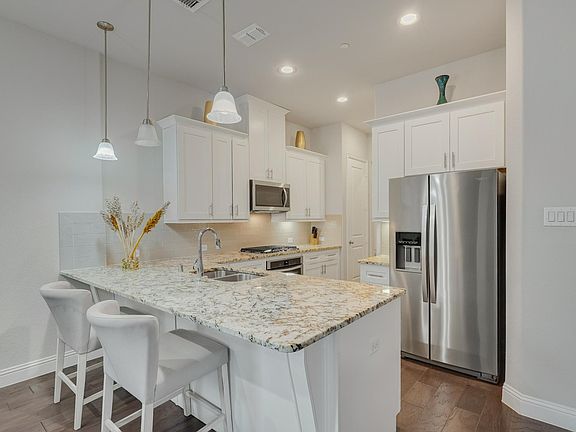 5th image of 6158 Rainbow Valley Pl