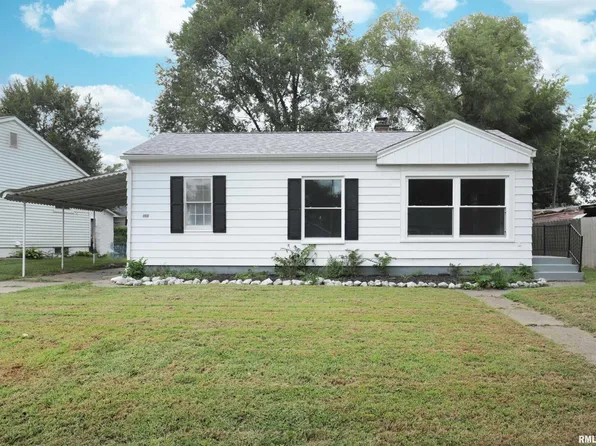 955 24th Ave, Rock Island, IL 61201