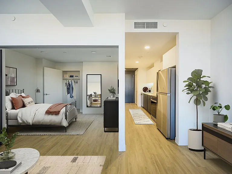 The Standard — Photo 19